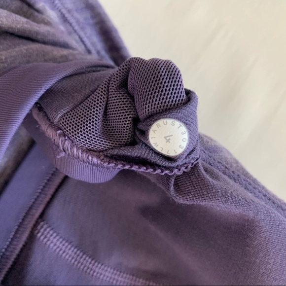 Lululemon Viola Raise the Barre 2-in-1 Tank 4 - Picture 4 of 4